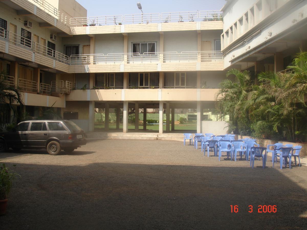 Hotel Royale Heritage Nashik Exterior foto